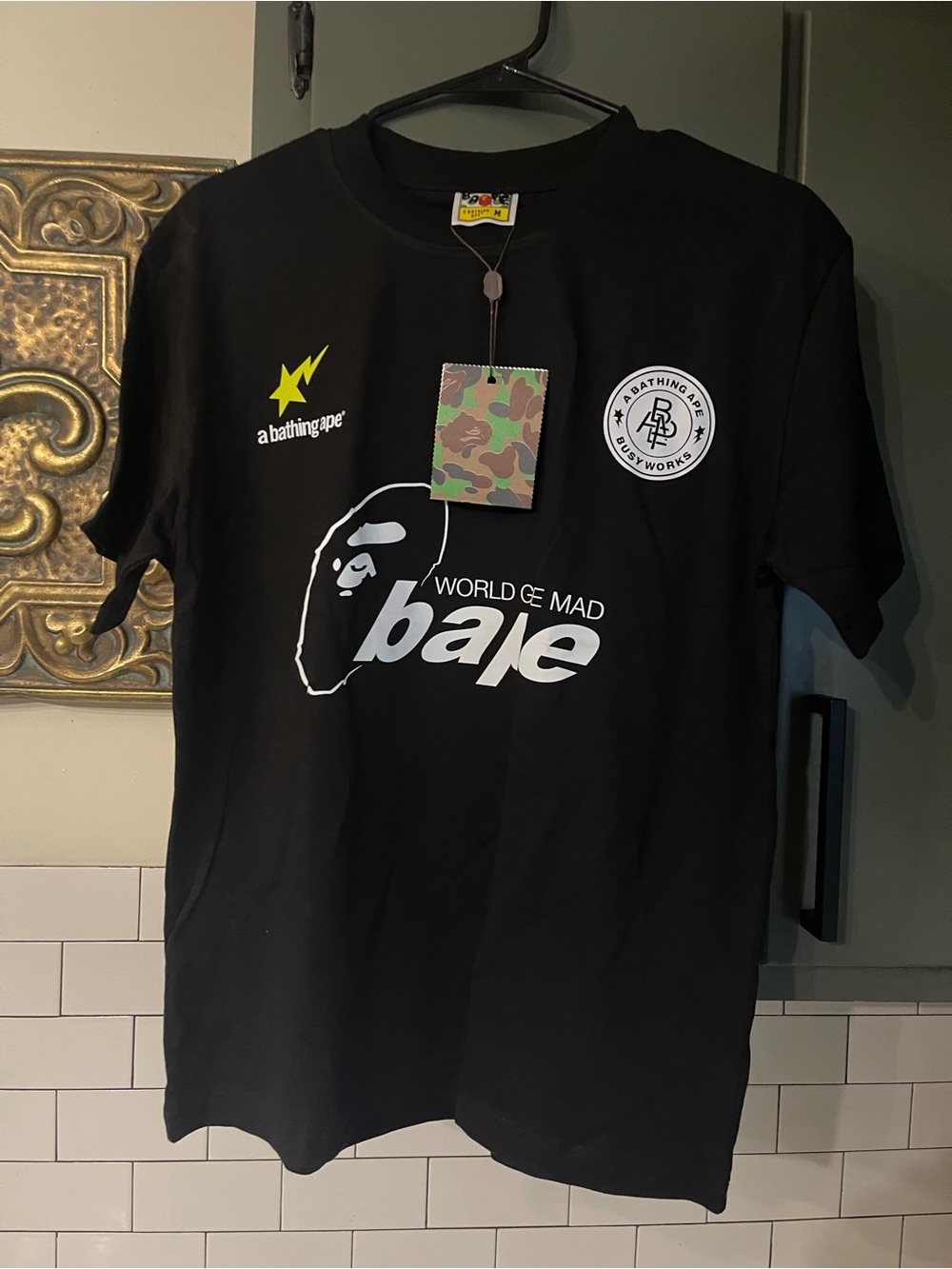 Men’s Graphic Design Tee Size M.
